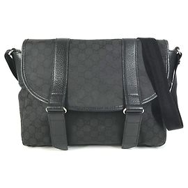 Gucci Logo GG Crossbody Flap Pouch Schultertasche
