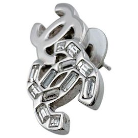 Orecchini a lobo in metallo argentato Chanel