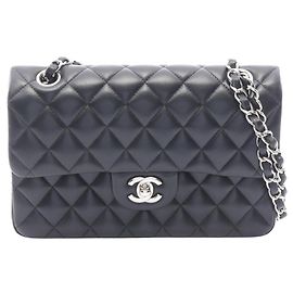 Borsa a tracolla Chanel Matelassé Double Flap