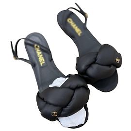 Sandali Chanel in pelle neri taglia 37