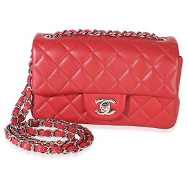 Bolso Chanel Mini Rectangular Classic Flap de piel de cordero acolchada roja