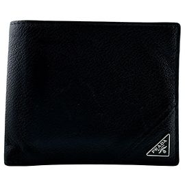 Portafoglio bi-fold in pelle Saffiano Prada