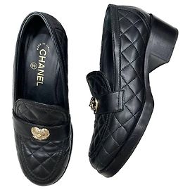 Chanel 23C Paris–Monte Carlo Quilted CC Heart Loafers Sz.39 Pre-owned