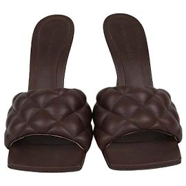 Sandalias Lido de piel acolchada marrón oscuro Bottega Veneta
