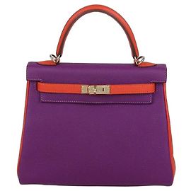 Hermès Borsa Hermes Kelly Retourne 25 in pelle Togo Anemone/Capucine con hardware Gold, ordine speciale