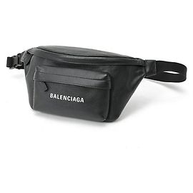 Borsa Sling Balenciaga in pelle nera