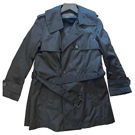 Trench nero Louis Vuitton con fodera in visone rimovibile
