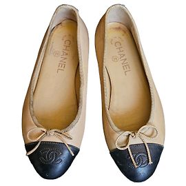 Chanel Two-Tone Leather Ballet Flats