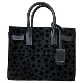 Borsa a tracolla Sac de Jour Nano in pelo di vitello Yves Saint Laurent