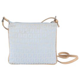 Fendi Zucchino Schultertasche aus Leder und Canvas