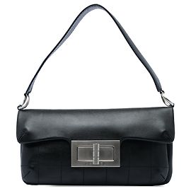 Chanel Mademoiselle Schultertasche aus schwarzem Kalbsleder mit quadratischen Nähten