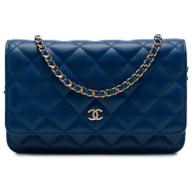 Portafoglio Chanel Blue CC Quilted Lambskin Wallet On Chain