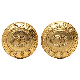 Chanel Gold CC Logo vergoldete runde Clip-On Ohrringe