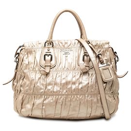 Sac Satchel Prada en Nappa Gaufre Doré