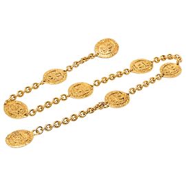 Cinto de corrente Chanel Gold CC com medalhão banhado a ouro
