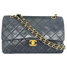 Borsa a tracolla Chanel Double Flap in pelle d'agnello nera con catena