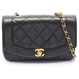 Bolso de hombro Chanel Matelassé Diana Flap