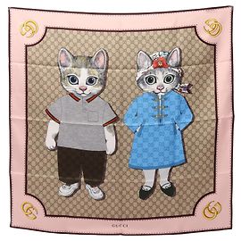 Gucci x Yuko Higuchi Seidentuch mit GG-Muster