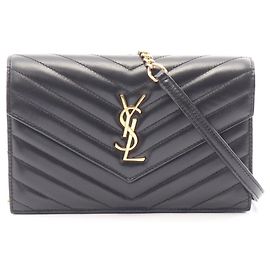 Borsa a busta Cassandra in pelle nera Yves Saint Laurent