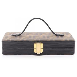 Borsa Fendi Zucca marrone e nera in pelle e tela