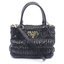 Borsa 2-Way Prada in pelle nera