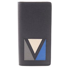 Louis Vuitton Portefeuille Brazza Taiga V-Shape Noir Bi-fold Long Wallet