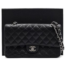 Chanel Borsa a tracolla Medium in Caviar Nero Classico con catena argentata