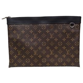 Louis Vuitton Pouch Discovery Monogram Macassar