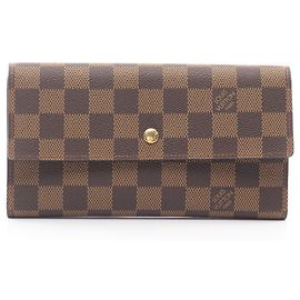 Louis Vuitton Portefeuille International Tri-fold Long Wallet