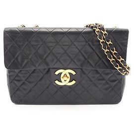 Borsa a tracolla Chanel Large Matelassé 34 Single Flap