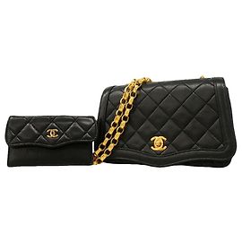 Chanel Matelassé Schultertasche mit Kette