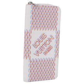 LOUIS VUITTON Damier Damier Spray Zippy Wallet Vertical M81403 LV Auth 199847M
