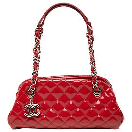 Bolsa Bowling Just Mademoiselle Small em couro envernizado matelassê vermelha Chanel