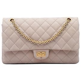 Borsa a tracolla Chanel Reissue 2.55 Double Flap 226 in pelle caviar matelassé marrone