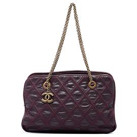 Red Chanel CC Quilted Calfskin Triptych Shoulder Bag