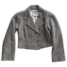 Chaqueta corta de tweed de Chanel