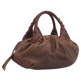 FENDI Spy Bag Leather Brown Gold