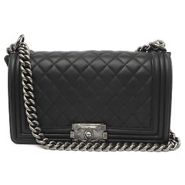 Sac Chanel Le Boy Medium Cuir d'Agneau Noir Matelassé