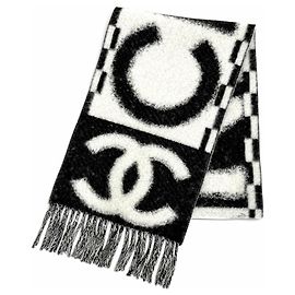 Stole à franges en cachemire et soie Chanel