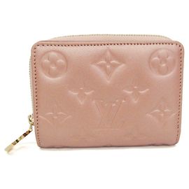 Louis Vuitton Coussin Lou Wallet M81996