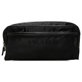 Prada Re-Nylon Reiseetui in Schwarz mit Saffiano-Besatz