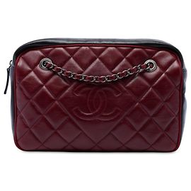 Borsa Camera Ballerine Chanel in vitello matelassé CC Diamond bicolore rossa Large