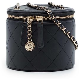 Chanel Vanity Case aus schwarzem gestepptem Lammleder mit Kette und Anhänger