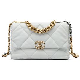 Chanel 19 Flap Large in pelle di agnello bianca