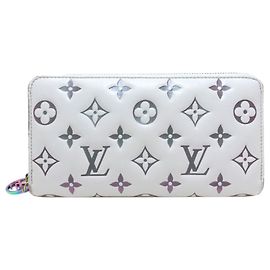 Louis Vuitton M82792 Zippy Wallet
