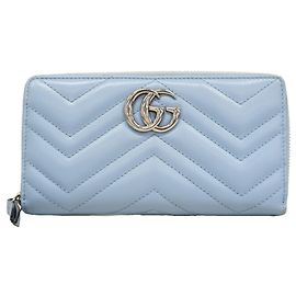 Gucci GG Marmont Langbeutel aus hellblauem Leder