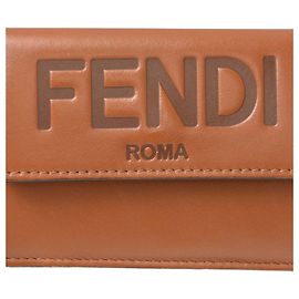 Portafoglio Tri-Fold in pelle marrone Fendi