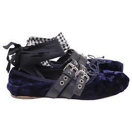 Ballerine Miu Miu con doppia fibbia e lacci in velluto blu navy