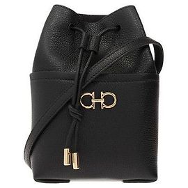 Salvatore Ferragamo Gold Double Gancini Bucket Bag Schwarz