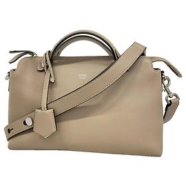 Sac à main en cuir Fendi By The Way